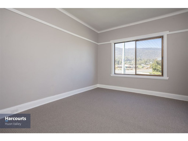 73 Sale Street, Huonville TAS 7109