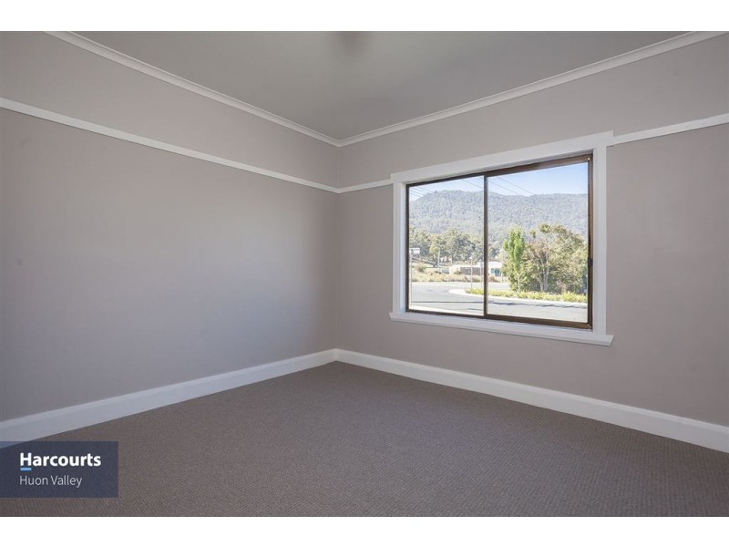 73 Sale Street, Huonville TAS 7109