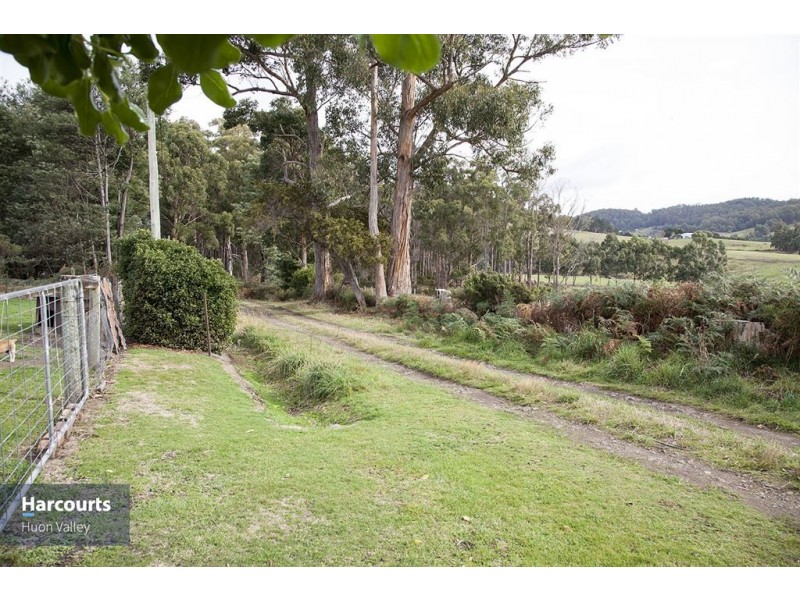 19 Emma Street, Cygnet TAS 7112