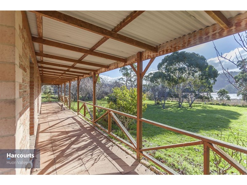 6968 Channel Highway, Gardners Bay TAS 7112