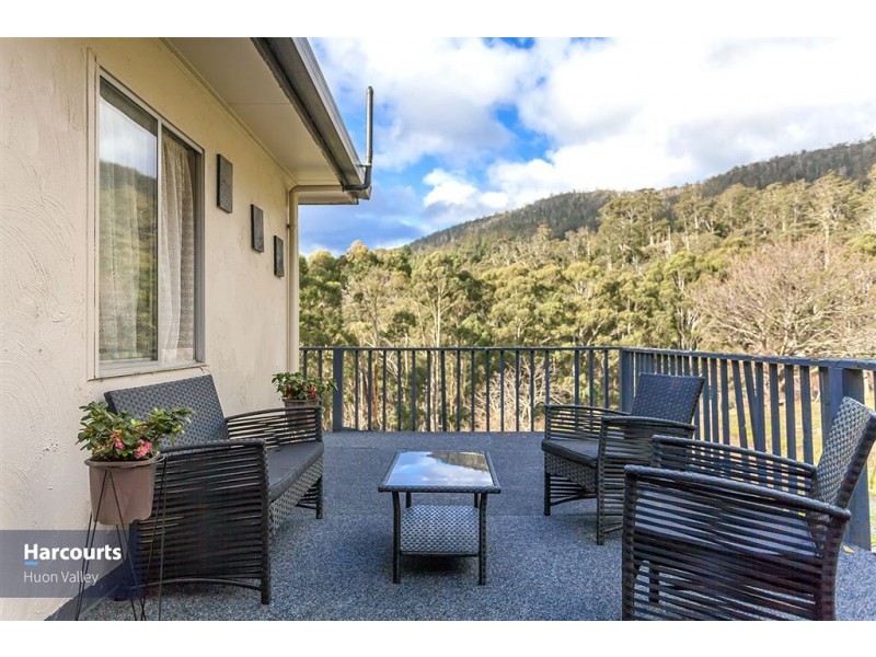 98 Pine Lodge Road, Glen Huon TAS 7109