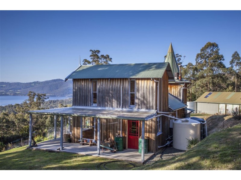 69 Cairns Bay Road, Surges Bay TAS 7116