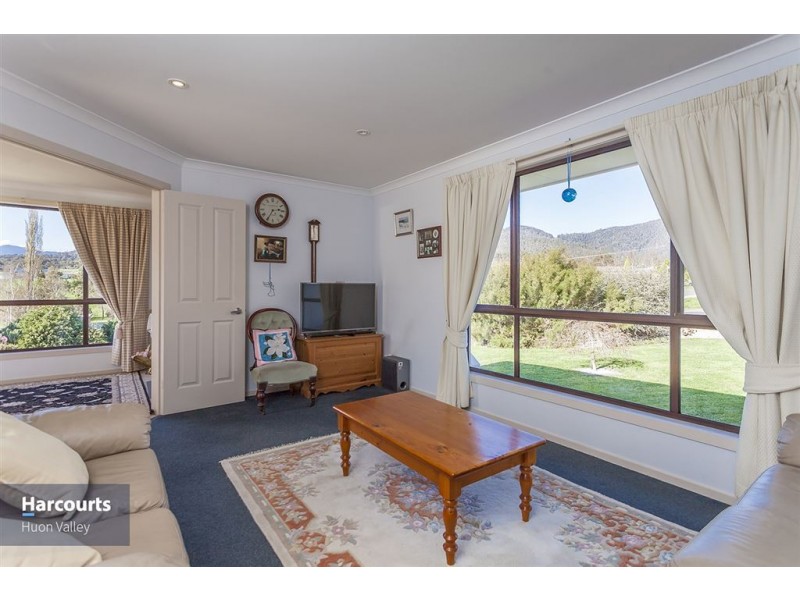 2 Pear Tree Close, Huonville TAS 7109