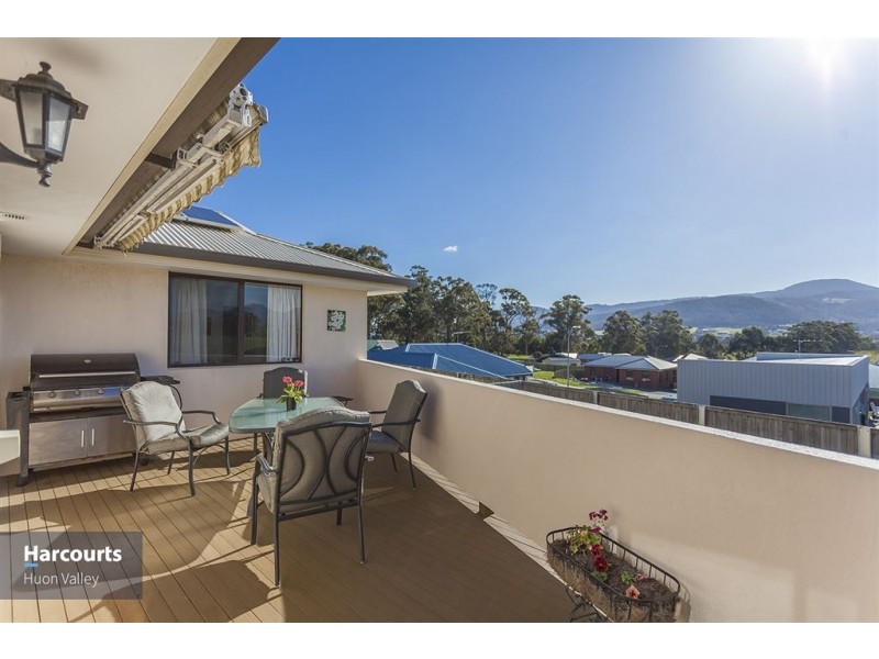 2 Pear Tree Close, Huonville TAS 7109