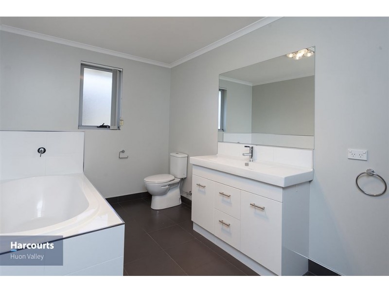 1/5 Old Apple Court, Huonville TAS 7109