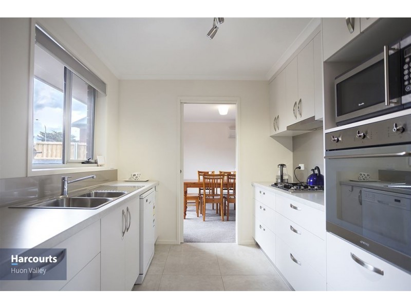 8 Rachel Lane, Ranelagh TAS 7109