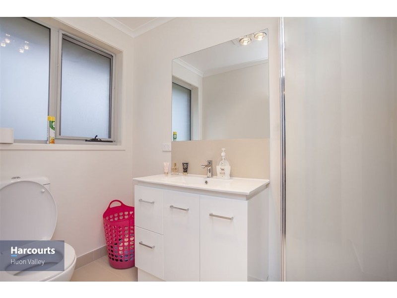 8 Rachel Lane, Ranelagh TAS 7109