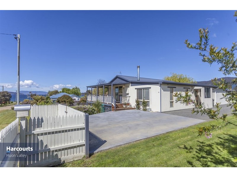 11 McKay Street, Dover TAS 7117
