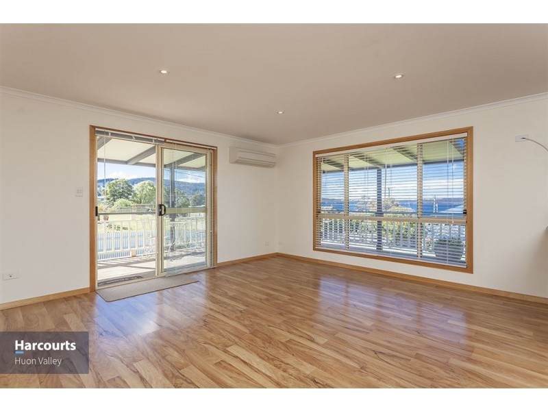 11 McKay Street, Dover TAS 7117