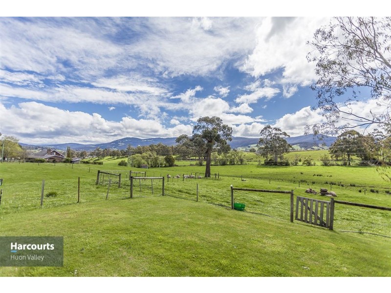 67 Knights Road, Huonville TAS 7109