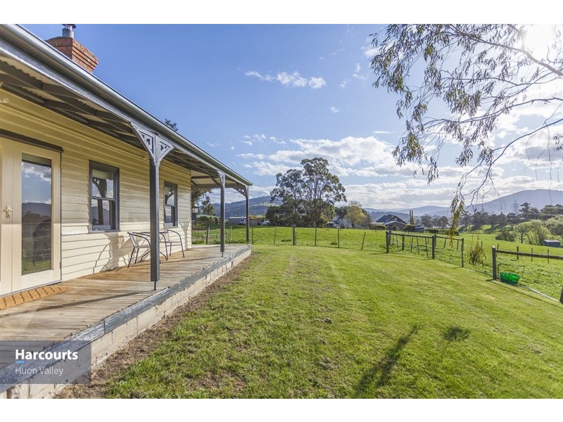 67 Knights Road, Huonville TAS 7109