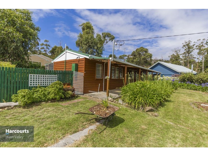 6 Sandrock Loop, Abels Bay TAS 7112