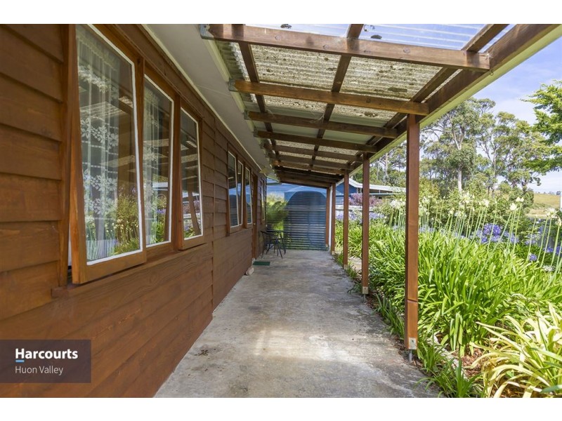 6 Sandrock Loop, Abels Bay TAS 7112