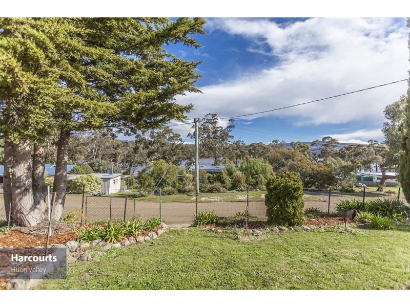 6 Sandrock Loop, Abels Bay TAS 7112
