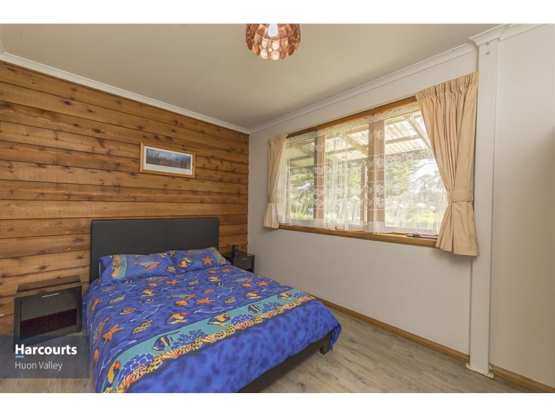6 Sandrock Loop, Abels Bay TAS 7112
