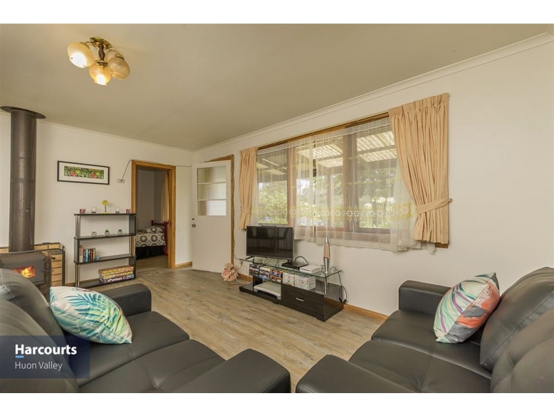 6 Sandrock Loop, Abels Bay TAS 7112