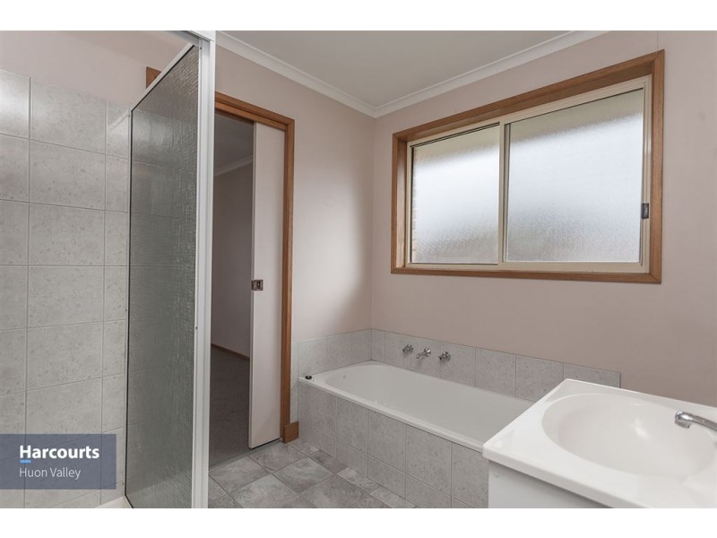 127 Main Street, Huonville TAS 7109