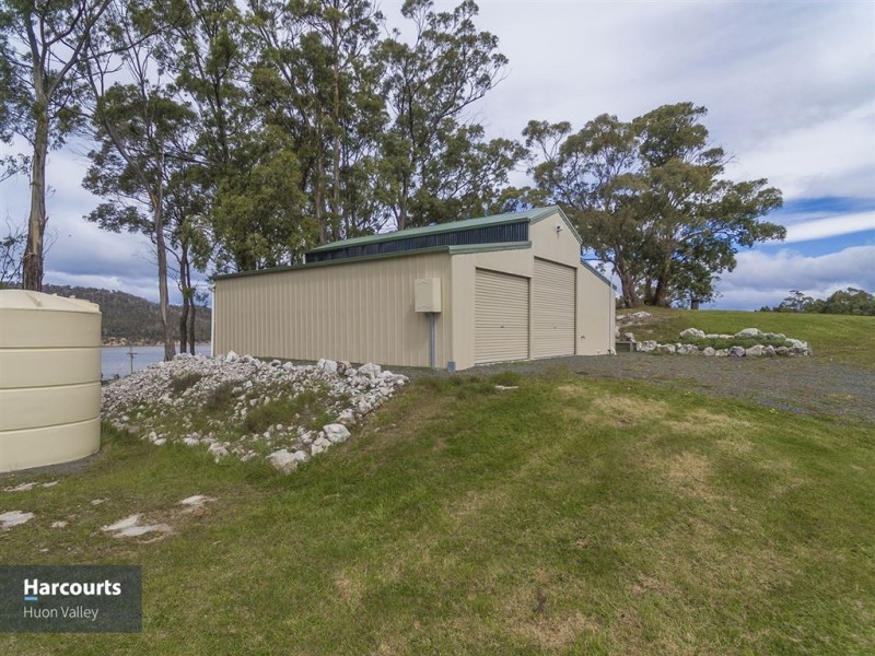 5 Glovers Road, Deep Bay TAS 7112
