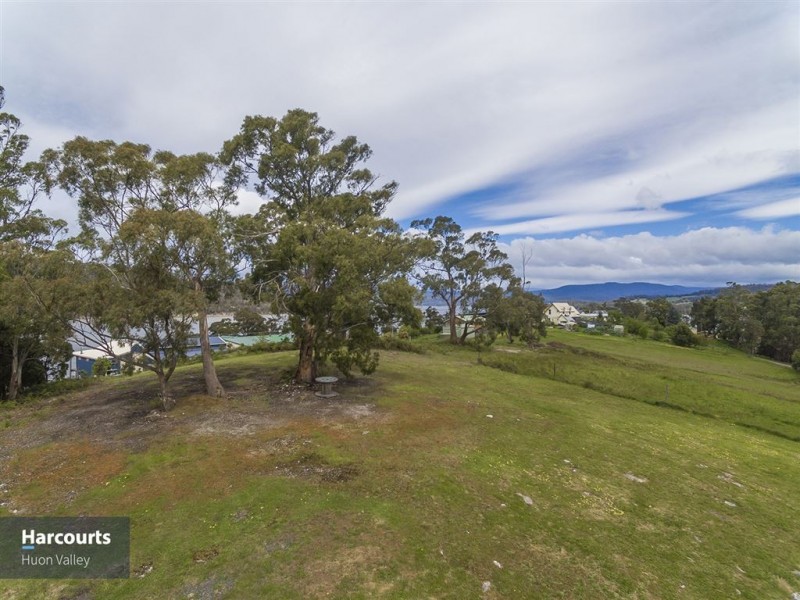 5 Glovers Road, Deep Bay TAS 7112