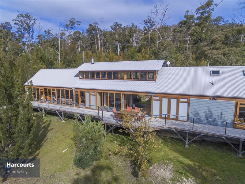 216 Abels Bay Road, Abels Bay TAS 7112