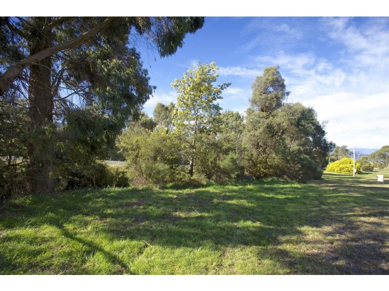 23 Cemetery Road, Dover TAS 7117