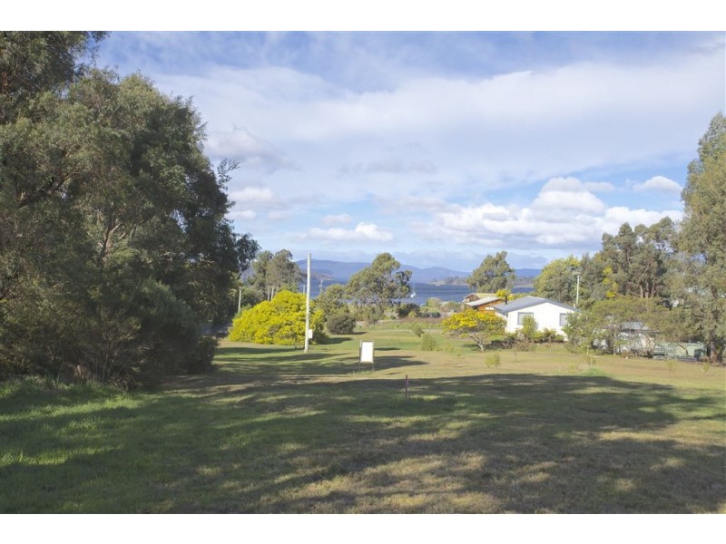 23 Cemetery Road, Dover TAS 7117