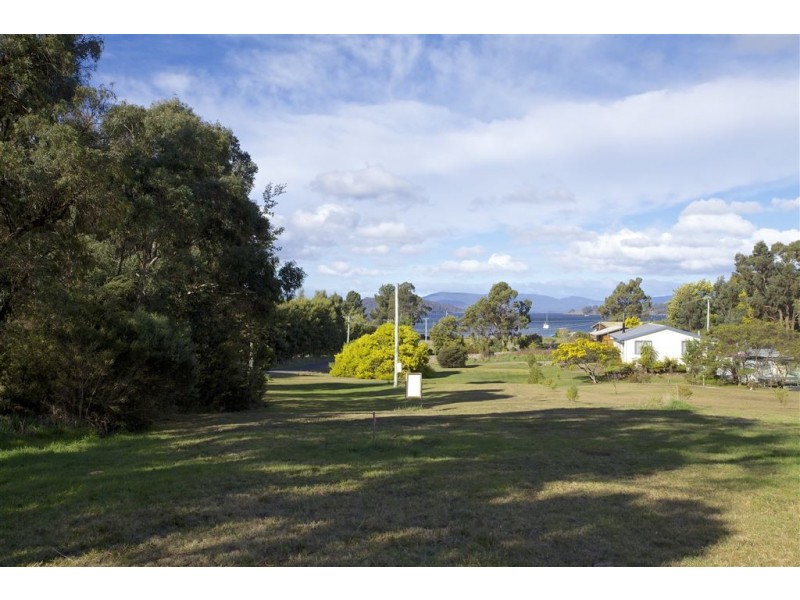 23 Cemetery Road, Dover TAS 7117