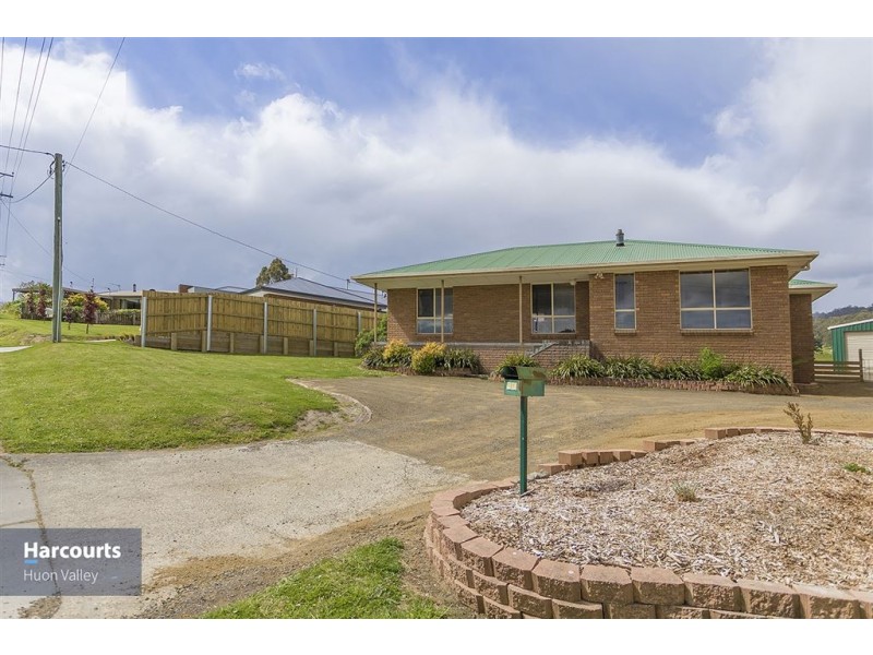 30 Thorp Street, Cygnet TAS 7112