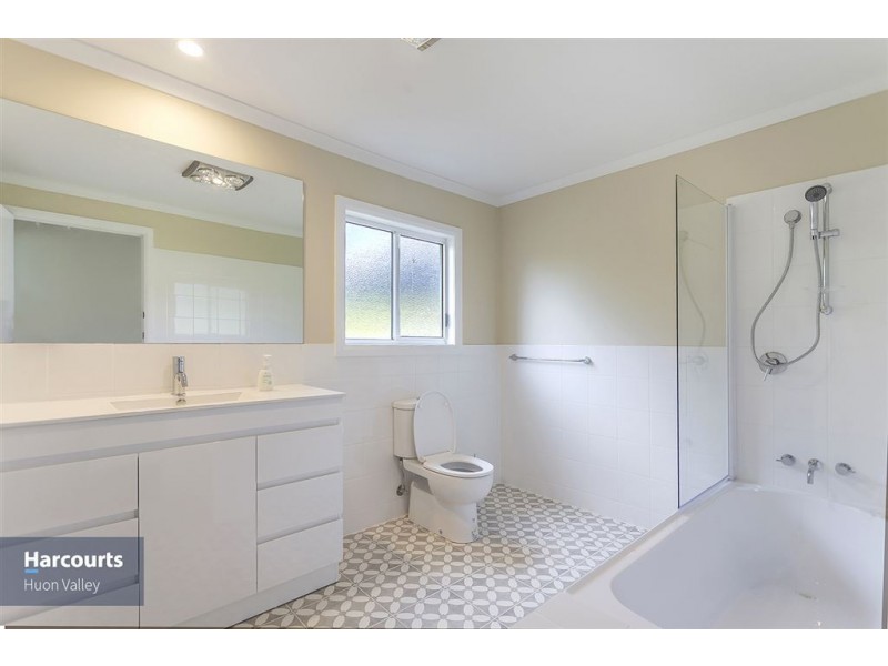 73-1 Sale Street, Huonville TAS 7109