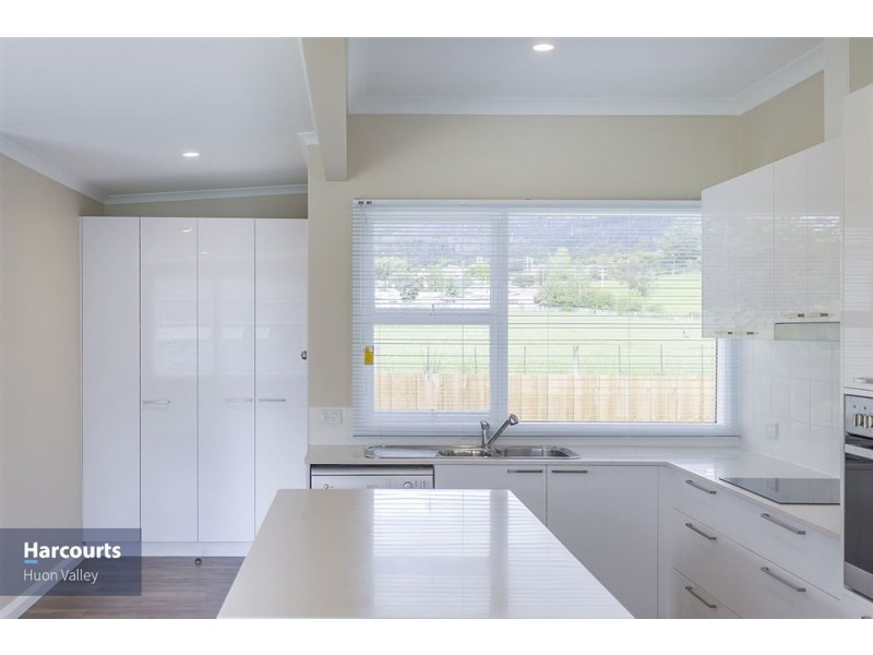 73-1 Sale Street, Huonville TAS 7109