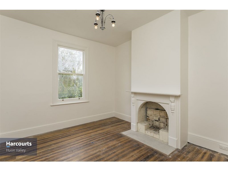 11 Wilmot, Huonville TAS 7109