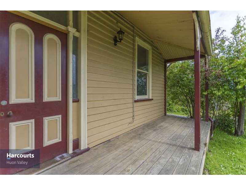 11 Wilmot, Huonville TAS 7109