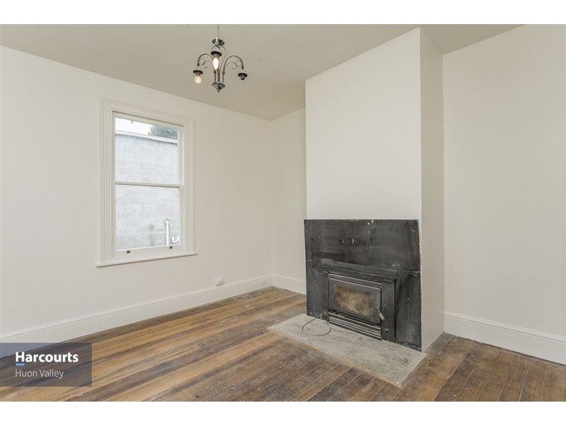 11 Wilmot, Huonville TAS 7109