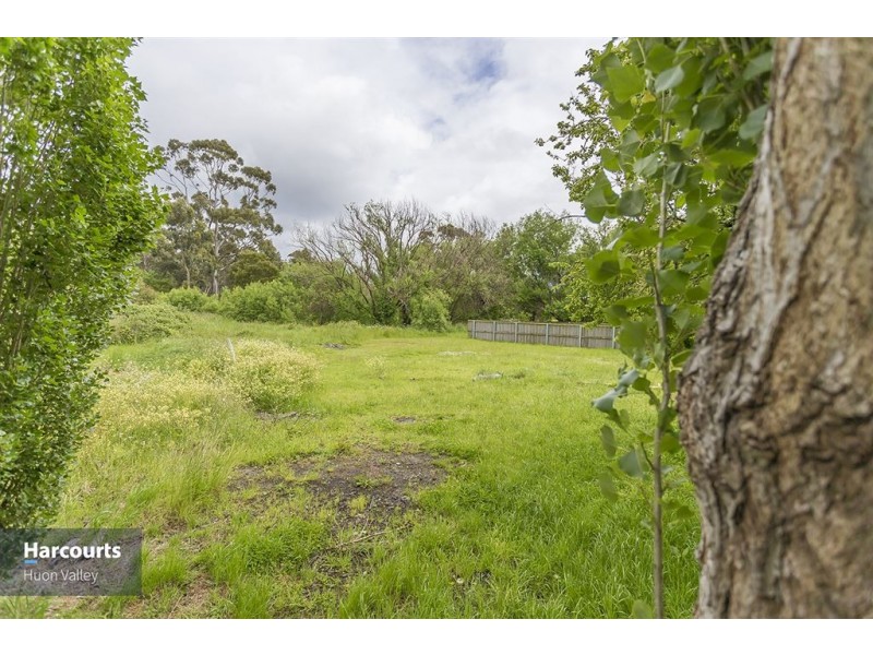 11 Wilmot, Huonville TAS 7109