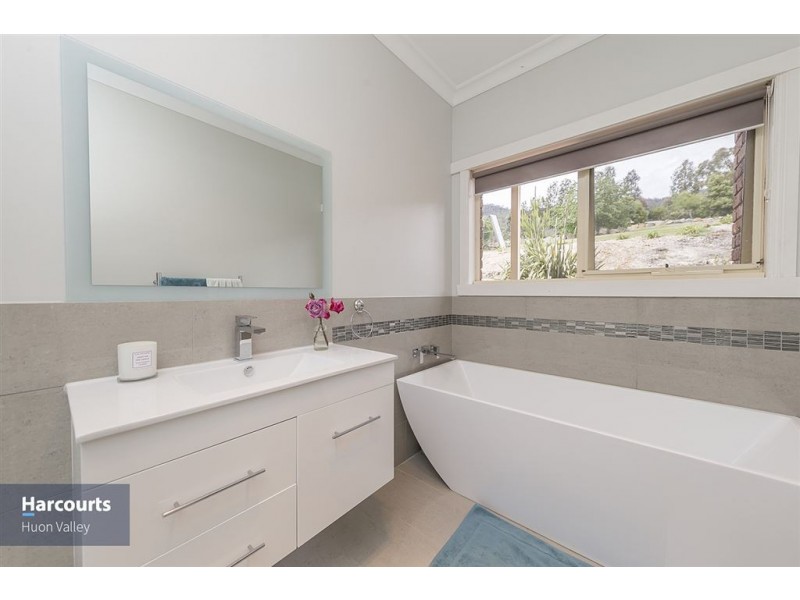 29 Quarry Road, Glen Huon TAS 7109
