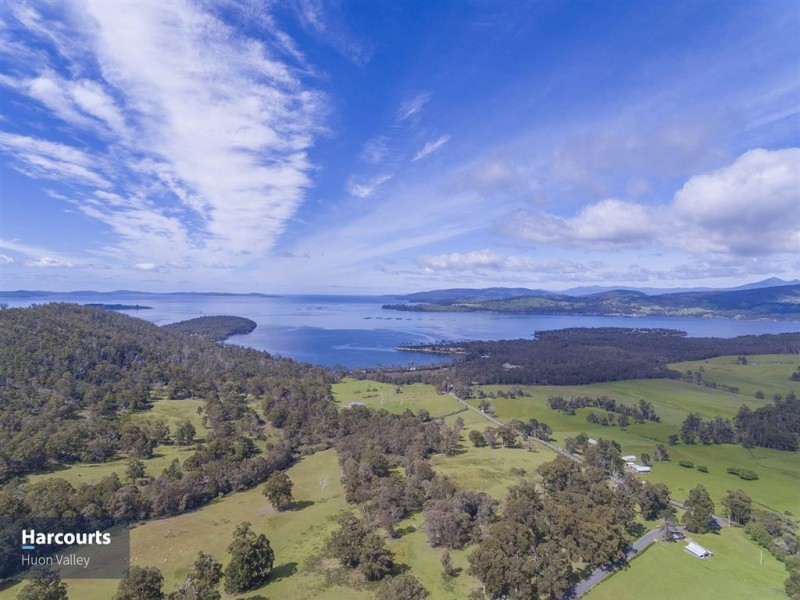 11 Randalls Bay Road, Randalls Bay TAS 7112