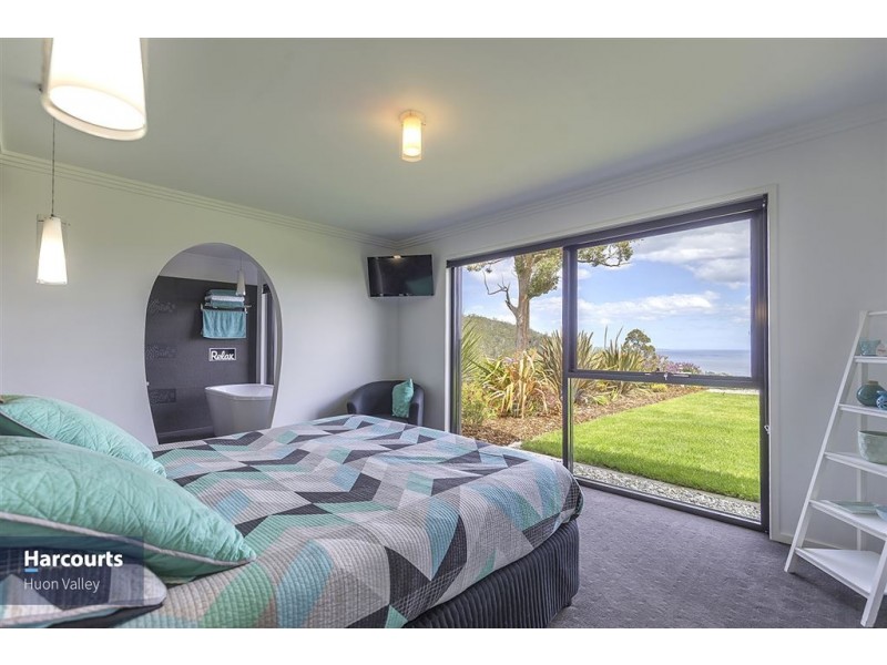 11 Randalls Bay Road, Randalls Bay TAS 7112
