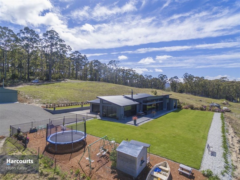 11 Randalls Bay Road, Randalls Bay TAS 7112