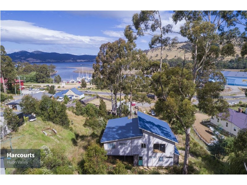 2C Crooke Street, Port Huon TAS 7116