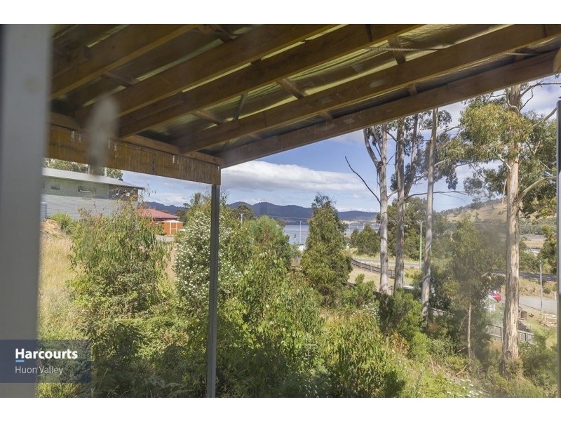 2C Crooke Street, Port Huon TAS 7116