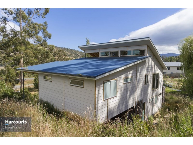 2C Crooke Street, Port Huon TAS 7116