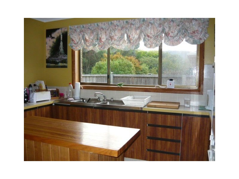 8 Charles Street, Cygnet TAS 7112