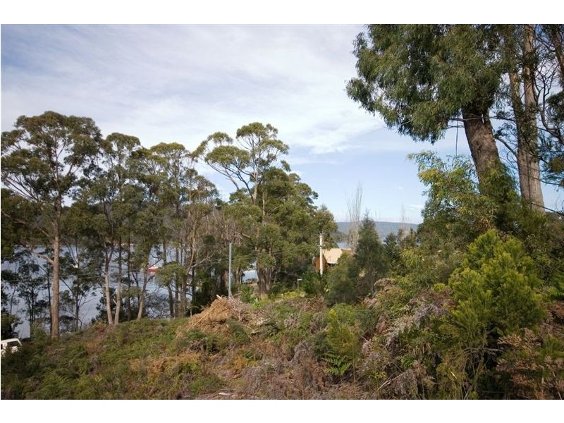 12 Chuter Street, Deep Bay TAS 7112