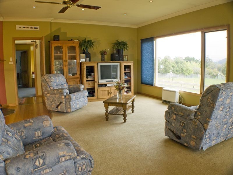 85 Dillons Hill Road, Glaziers Bay TAS 7109