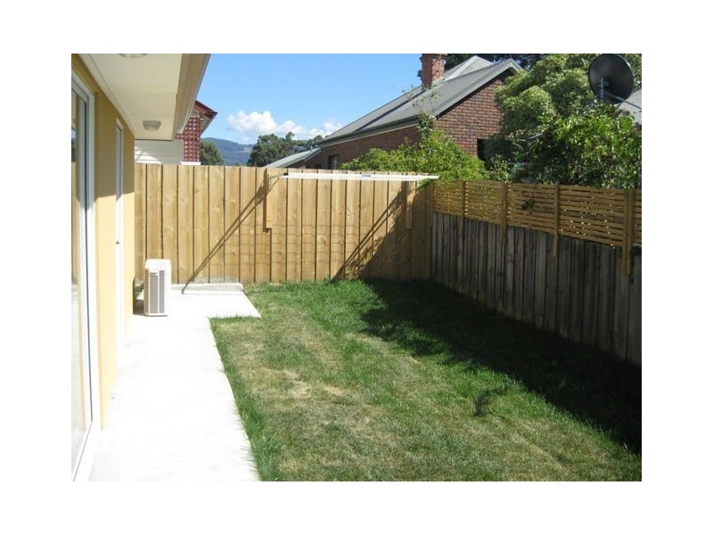 1/107 Main Road, Huonville TAS 7109