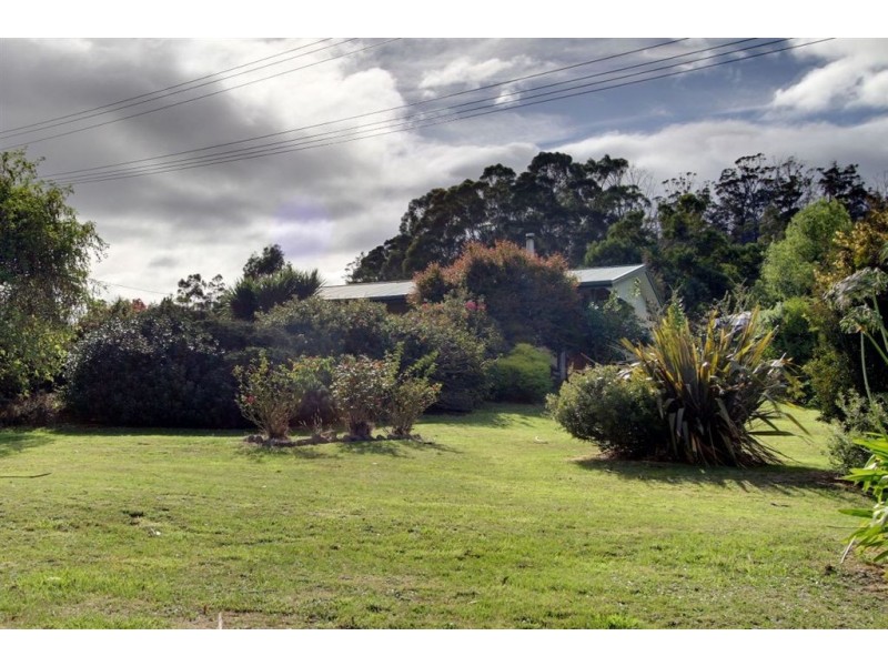 3 Helms Road, Deep Bay TAS 7112