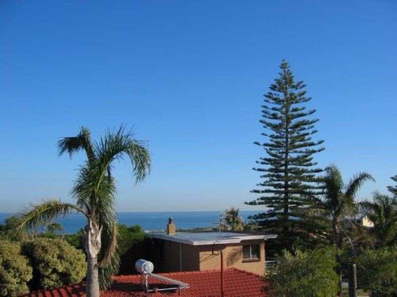 37b Beach Road, Coogee WA 6166