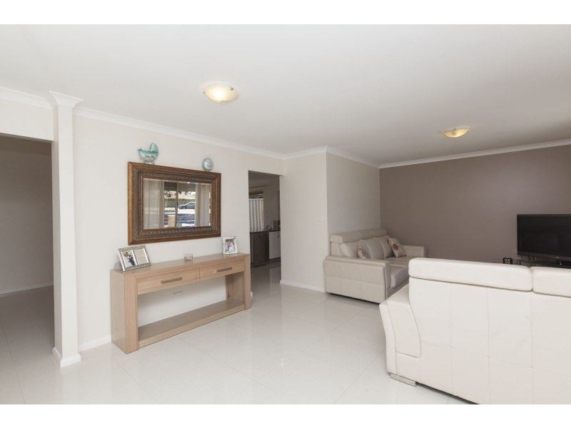 22 Lesueur Pass, Beeliar WA 6164