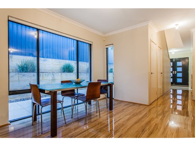 82 Annie Street, Beaconsfield WA 6162