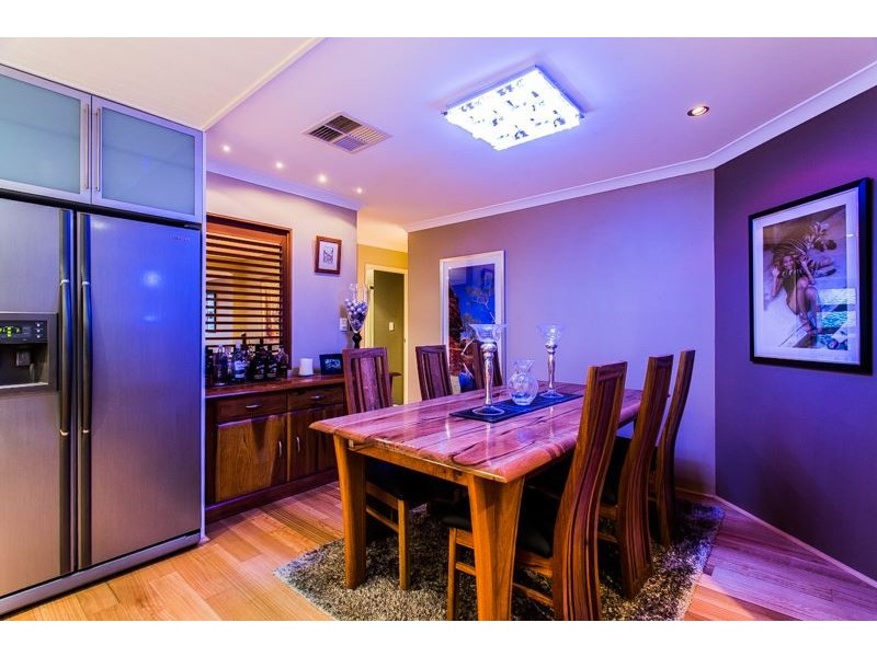 16 Orsulich Loop, Spearwood WA 6163